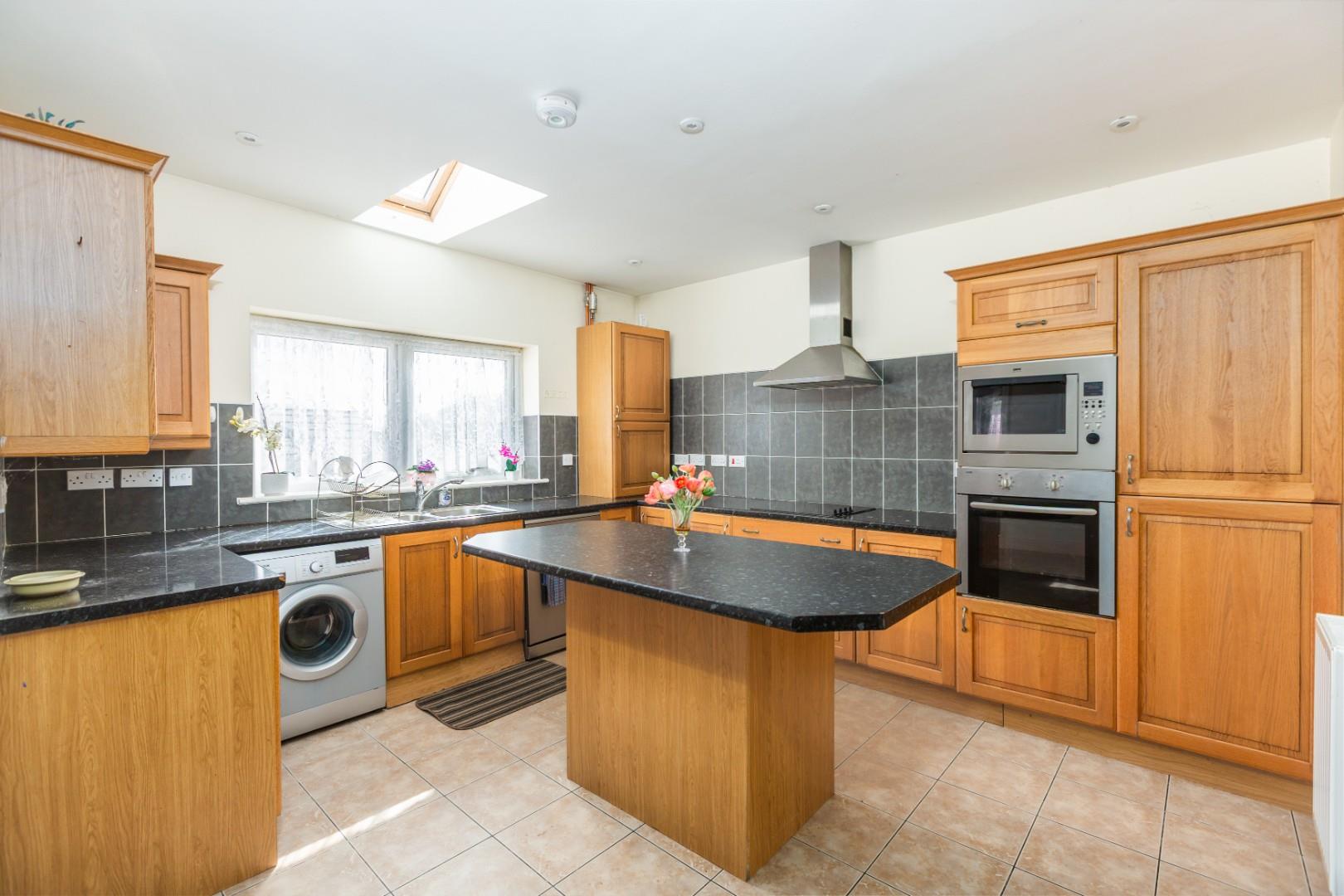 Plunch Lane, Mumbles, Swansea, SA3 4JE